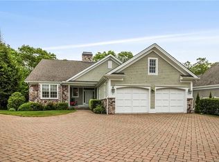 7 Newbury Dr, Westerly, RI 02891