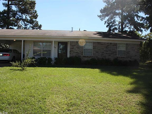 3rd image of 708 Mimosa Ln