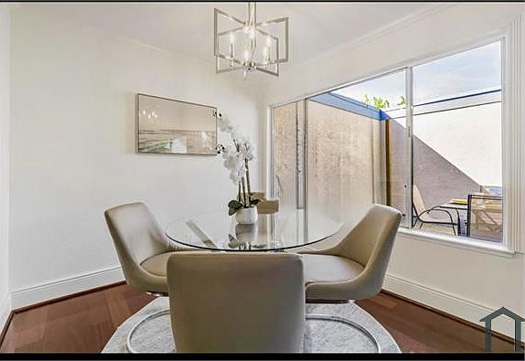 5th image of 15 Long Creek Cir