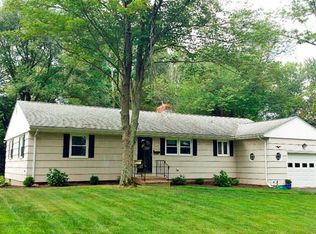 315 S Rolling Acres, Cheshire, CT 06410