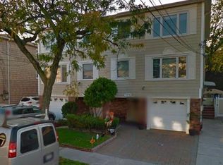 1578 208th Pl #2, Bayside, NY 11360