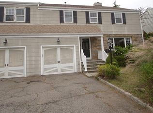 7 Woodside Ave, West Harrison, NY 10604