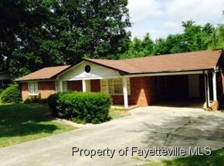 7554 Decatur Dr, Fayetteville, NC 28303