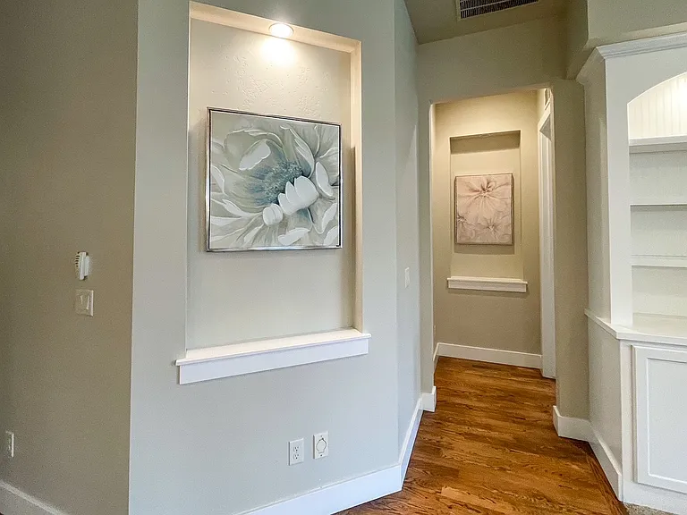 307 E Grove Creek Ln — Photo 31