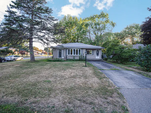 35 Lynn Park Ave, Norfolk County, ON N0A 1N5