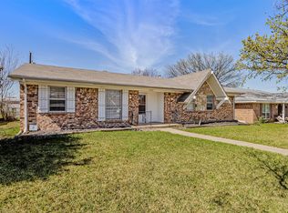 2525 Belhaven Dr, Mesquite, TX