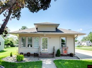 514 Risedorph St, Le Sueur, MN 56058