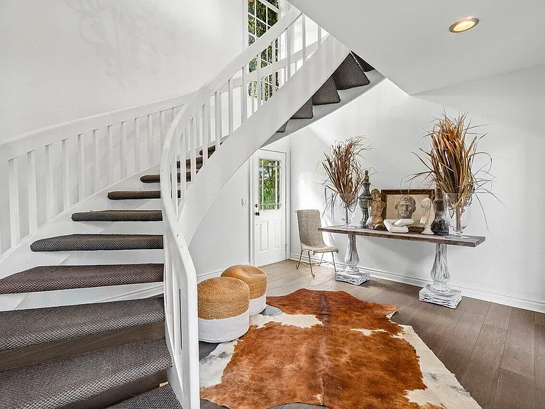 11823 Pebblewood Dr — Photo 2