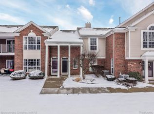 45727 Heather Ridge Dr #224, Macomb, MI 48044