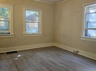 2124 NW Flanders St APT 3, Portland, OR 97210