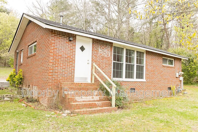 1st image of 936 Ely Rd
