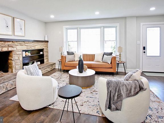 5th image of 1209 Hoffman Rd