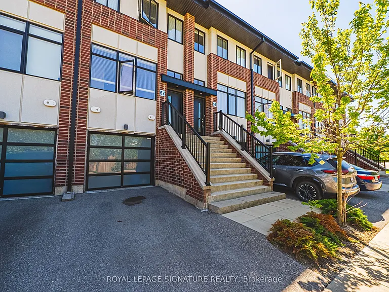 57 Markle Cres — Photo 3