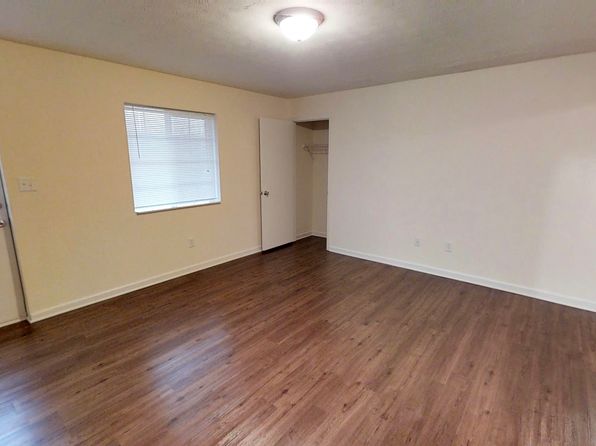 24 Provence Dr APT A02