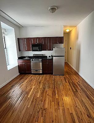 2nd image of 1264 Lexington Ave #3NN