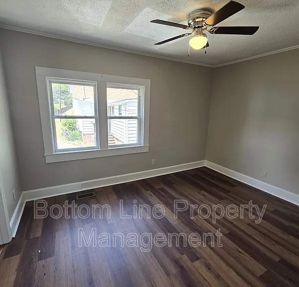 182 Cabarrus Ave E — Photo 10