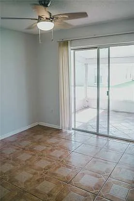 2402 Knightsbridge Blvd — Photo 23
