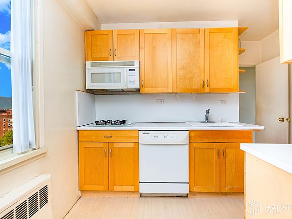 5th image of 3777 Independence Ave #10B/C