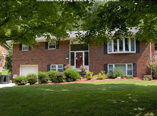 2614 Shadyside Rd, Saint Albans, WV 25177