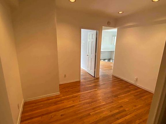 3rd image of 125 Christopher St APT 2G