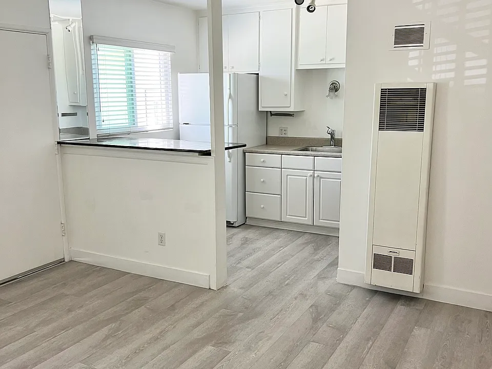 1510 Laguna St #11