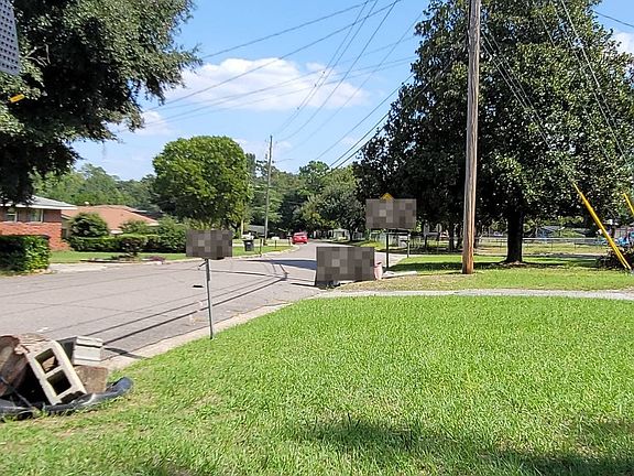 5th image of 3330 Tanglewood Dr