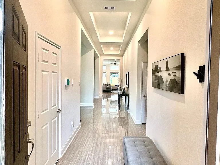1110 Penny Ranch Ln — Photo 4