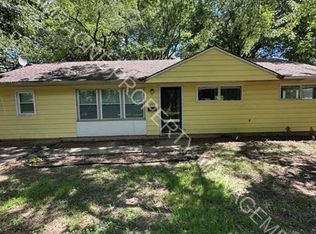 11305 Corrington Ave, Kansas City, MO 64134