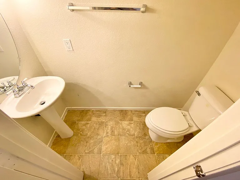 3904 Smokey Fog Ave #101 — Photo 8