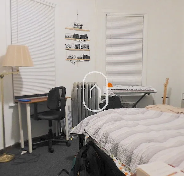 830 Huntington Ave — Photo 2