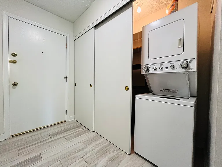 520 Biesterfield Rd #117 — Photo 10
