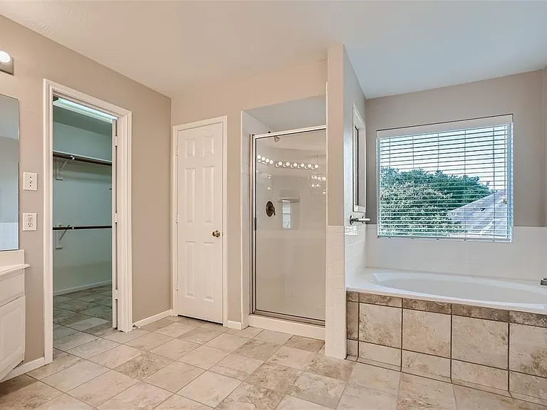 3810 Breaker Ct — Photo 19