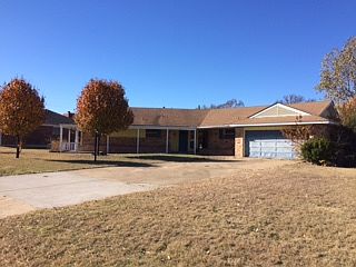 1st image of 101 Roaring Springs Dr