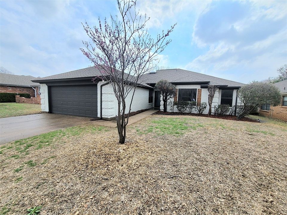 1st image of 4849 Barberry Dr