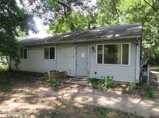 4709 Seville Dr, Louisville, KY 40272