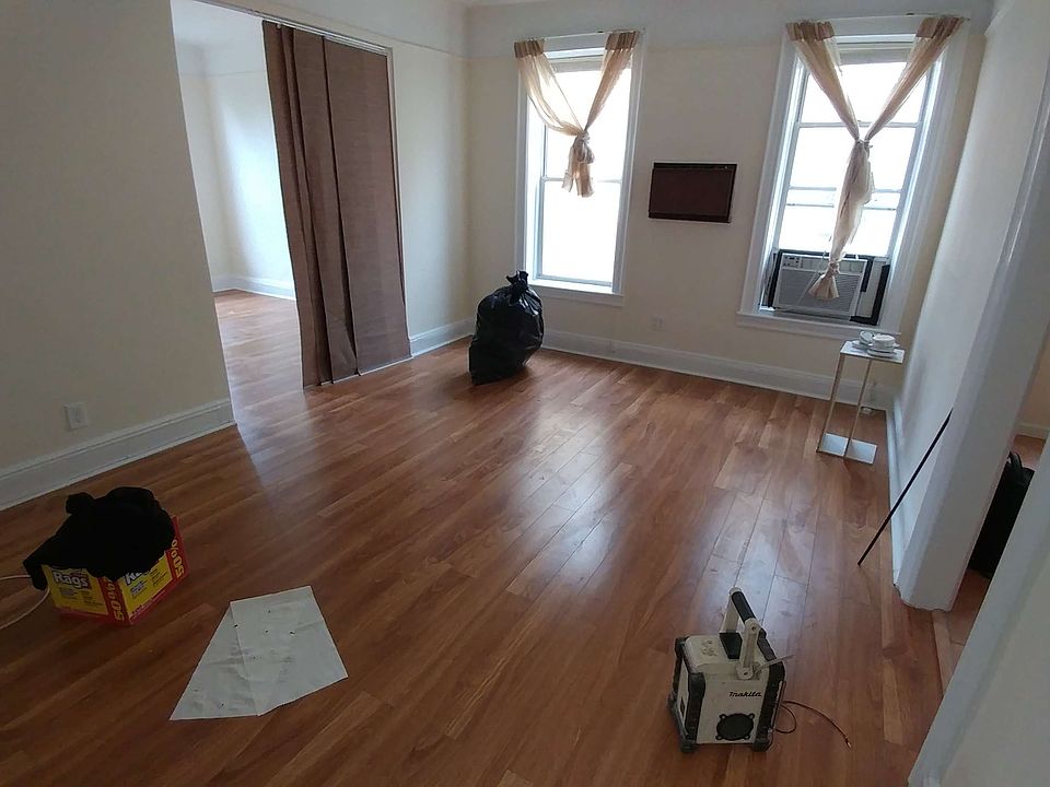 1st image of 2357 23rd St #2