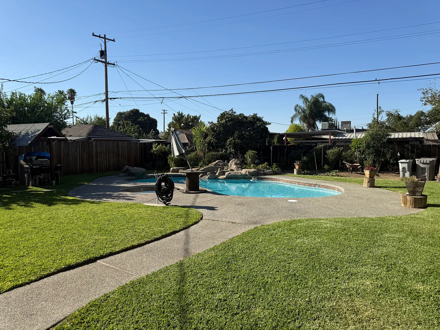 2 bed, 1018 sqft, $2,400 — Photo 3