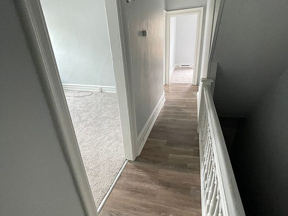 2nd image of 917 W Liberty St #2