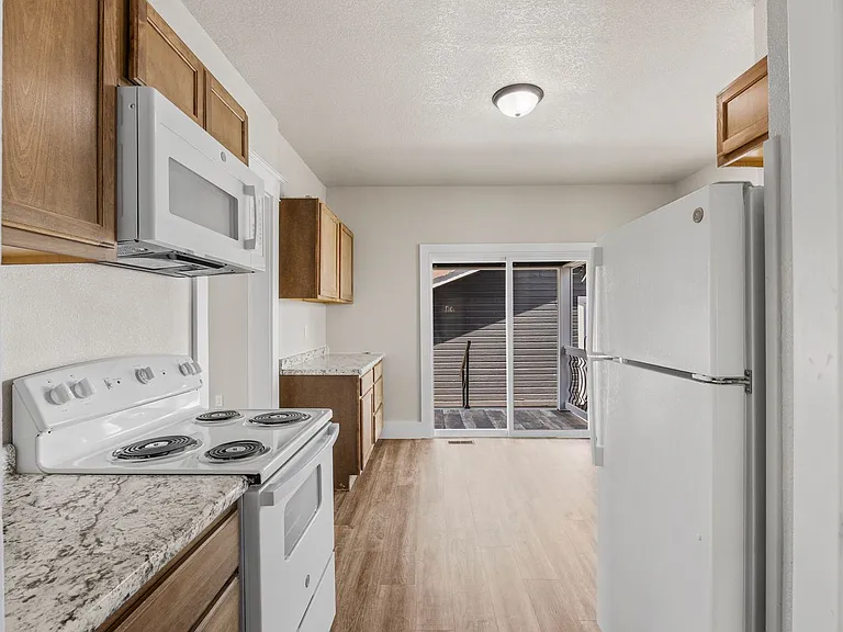 511 W Church St — Photo 21