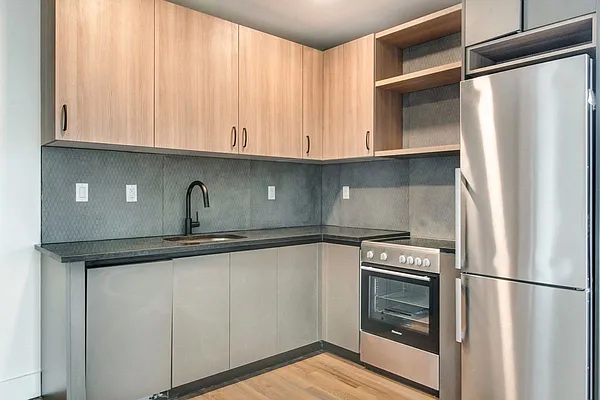 Rented by EXR | media 15