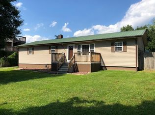 177 Phillips Dr, Crossville, TN 38555