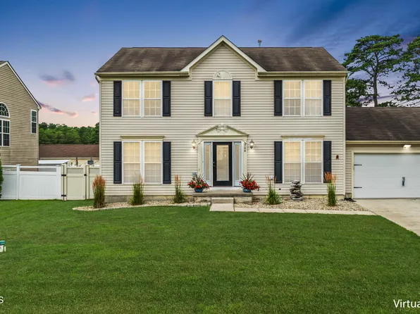 296 Hoover Avenue, Bayville, NJ 08721