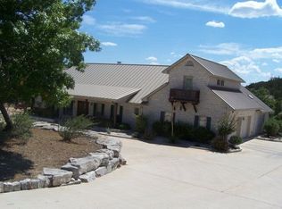 145 Landmark Rd, Kerrville, TX 78028