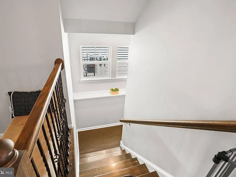 12405 Southington Dr — Photo 48