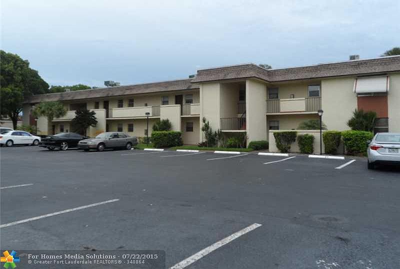 1st image of 5535 Lakewood Cir N APT 314