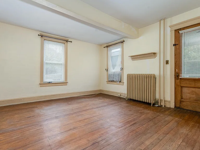 387 Pittstown Rd #1 — Photo 8