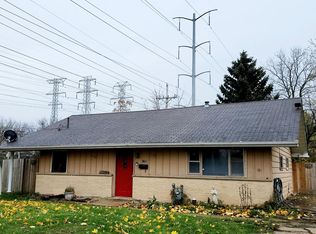 1730 N McAree Rd, Waukegan, IL 60087