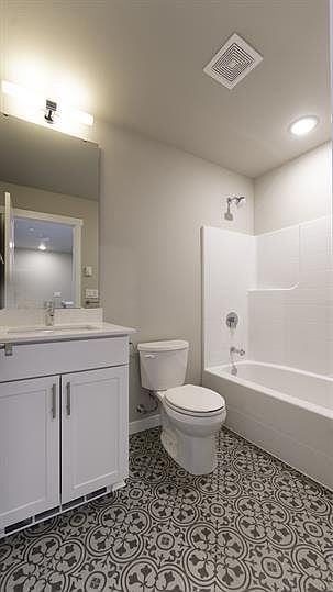 1st image of 6633 NE 188th Ct #2