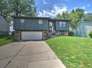 173 Bristol Dr, Decatur, IL 62521