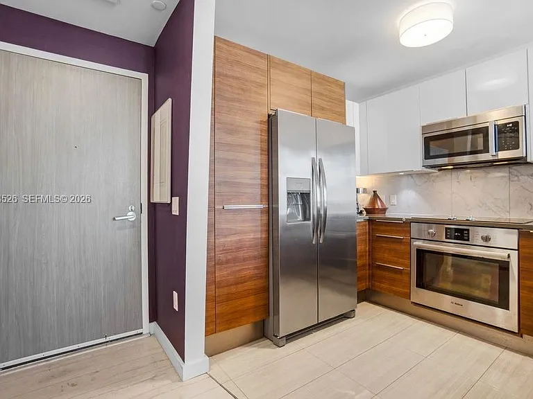 601 NE 27th St #1505 — Photo 4